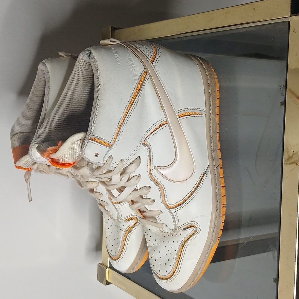 Nike Sky High Hidden Wedge White And Orange Size 8 - Picture 3 of 16